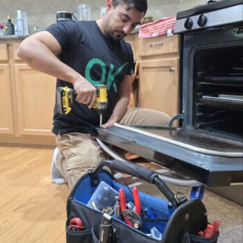 Wizard repairs the oven